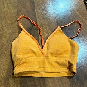 Small RVCA 🍑Peach Workout Sports Bra Top